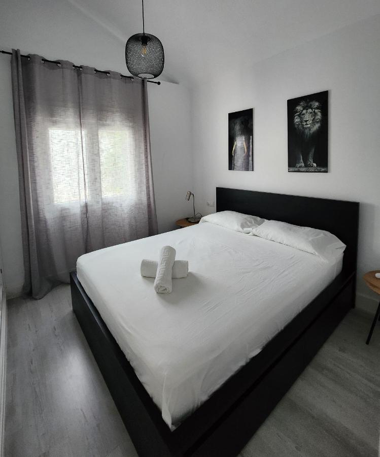 Villa Yoli 26 Con Piscina Y Jardin Cerca De La Playa Chiclana de la Frontera Eksteriør bilde